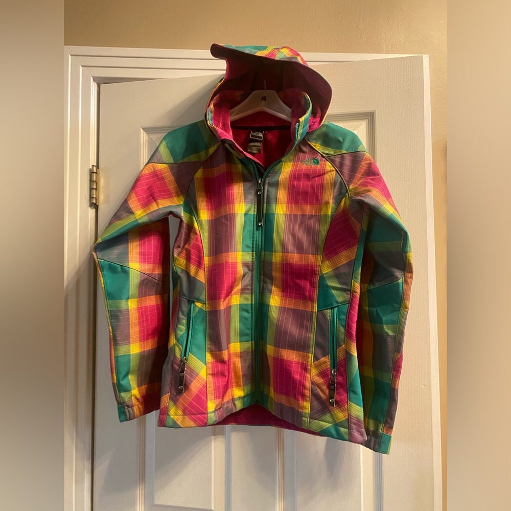 The North Face Women’s Sz S Coat Plaid Pink Fleece Lined w/ Hood- New w/out tags